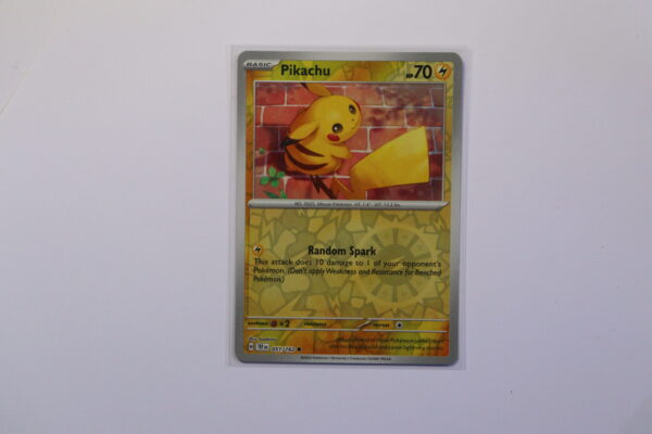 051/162 Pikachu Reverse Holo