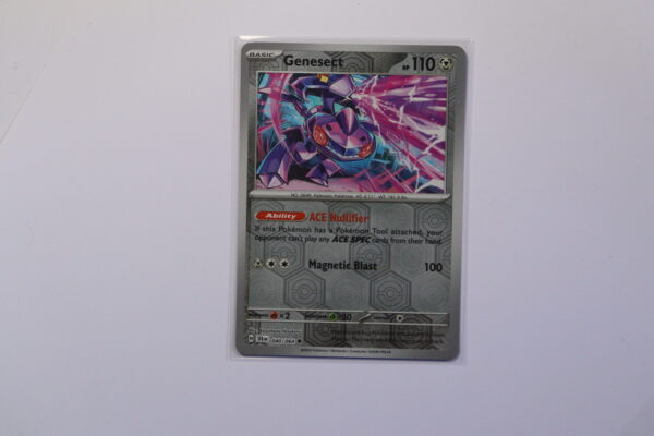 040/064 Genesect Reverse Holo